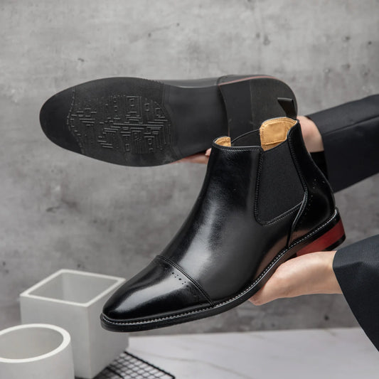 2025 Retro Men's Solid Color Pointed Business Ankle Boot  Comfortable Wedding  Party Shoe Breathable  And  Anti-Slip Ankle Boots