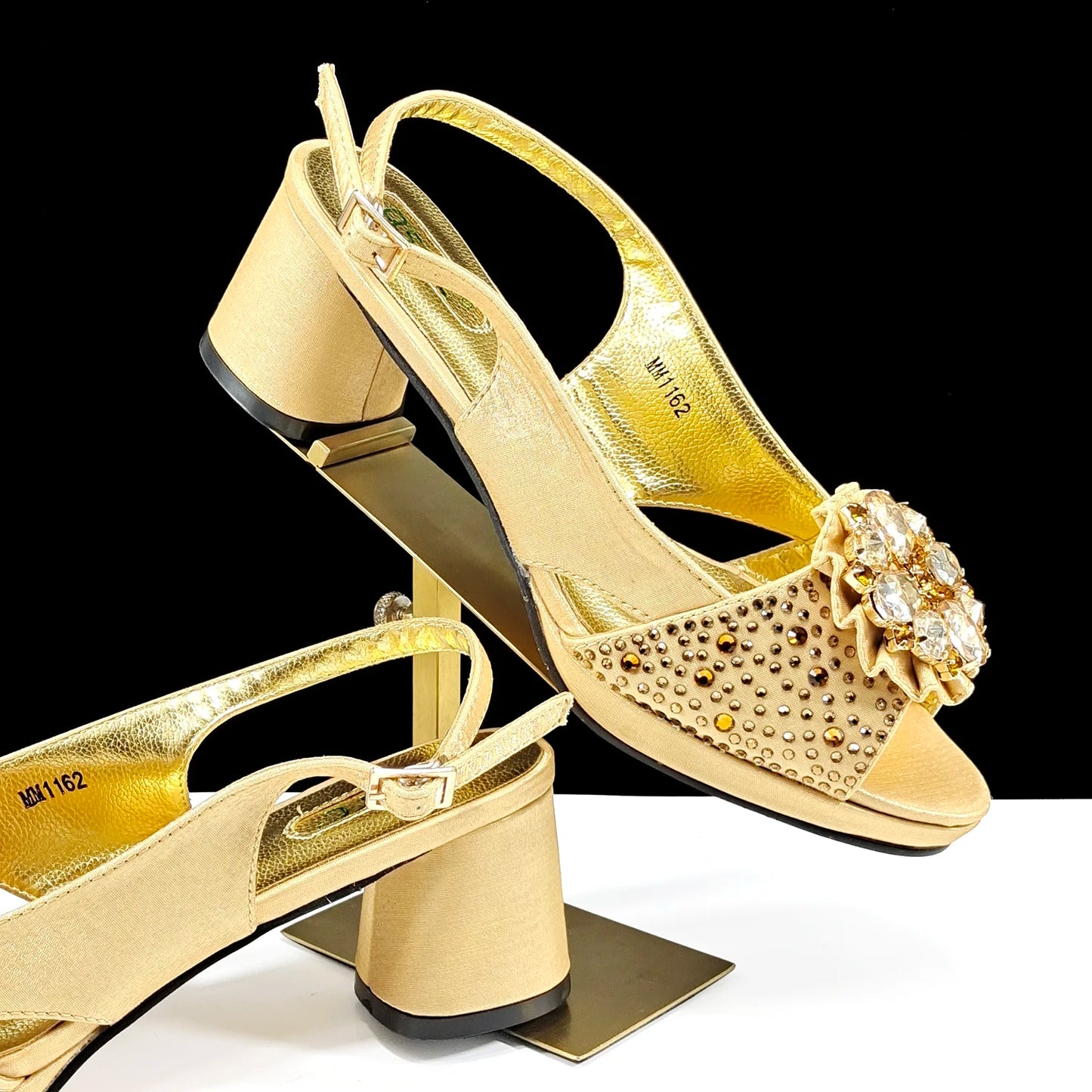 Open Toe Women Heels for 2024 Elegant Party Olive Color Diamond Pumps Italian Shoes and Bags Matching Set
