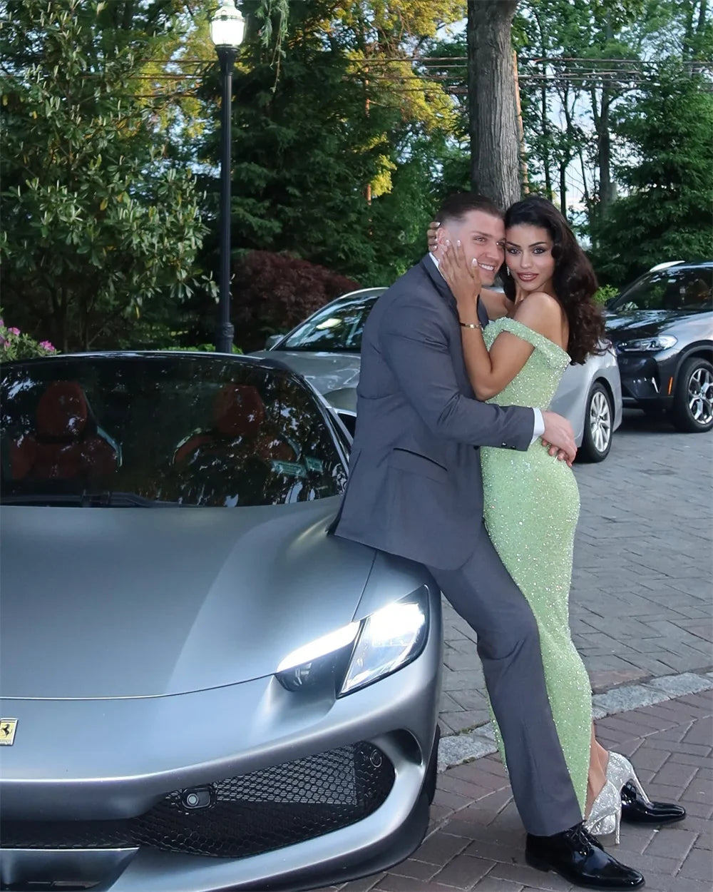 Green Off Shoulder Sequin Prom Dresses Mermaid Exquisite Customized جديد في الفساتين Sweep Train Evening Dress 2025