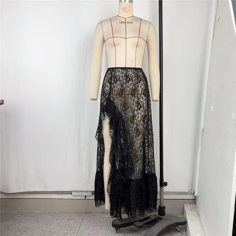 Shestyle تنانير طويلة شفافة من الدانتيل للنساء بكسرات زهرية غير متماثلة صيف 2025 ملابس جديدة أنيقة لقضاء العطلات بشق أنيق