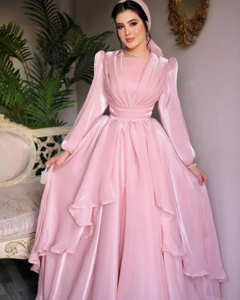 Customized Classic Charmeuse Tiered Draped Pleat A-line Poretrait Long Dresses Bespoke Occasion Dresses Exquisite Fashion Retro