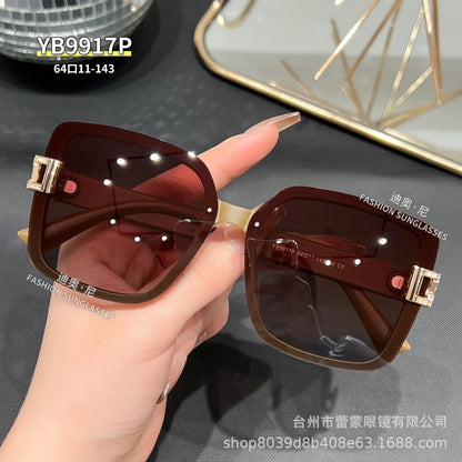 2025 Polarized Square Sunglasses Women Trendy Luxury Sun Glasses New Vintage Leather Print Glitter Eyewears UV400 Gafas De Sol