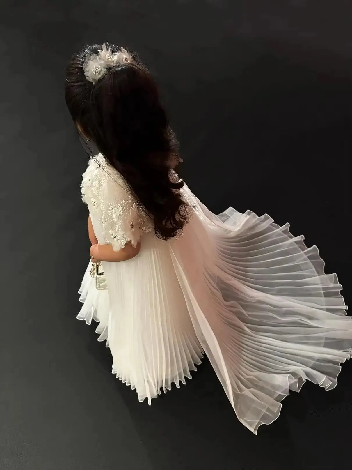 White Flower Girl Dresses for Wedding Floral Appliques Floor Length Princess Birthday Party First Communion Gowns Customized