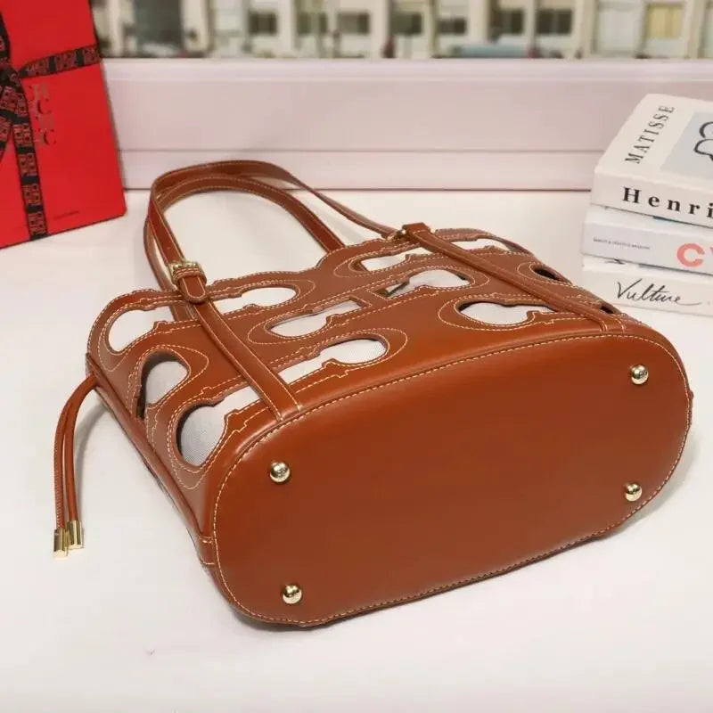 High-end Brand Women's Handbag Fashion Hollow 2026 New Large Capacity Simple Shoulder Bag