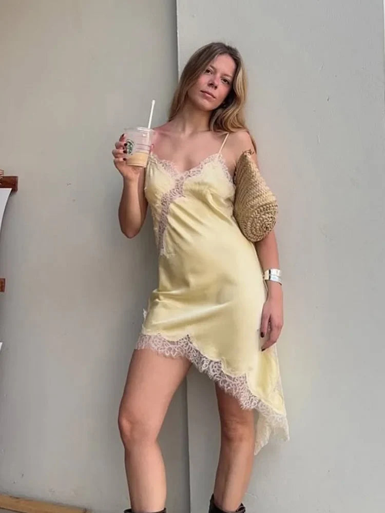 Summer Women Fashion Asymmetry Lace Decorate Dress Female Sexy Sleeveless Backless Halter Neck Collar Beach Party Dress