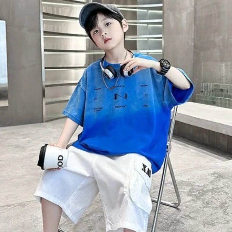 2026 New Boys Cotton T-Shirt Trendy Gradient Design for Big Kids Stylish Cool Summer Casual Wear