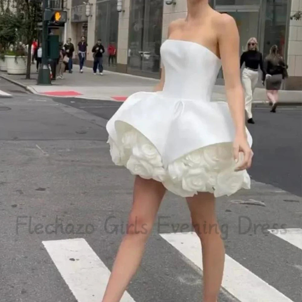 Charming Mini Cocktail Dress Strapless Sleeveless Satin and 3D Flowers Sexy Open Back Chic Women Short Evening Dress
