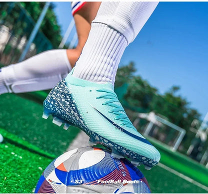 New Men Professional Unisex Soccer Shoes Sport Ultra-light Football Boots Cleats Grass Non-slip Training Match FG/TF