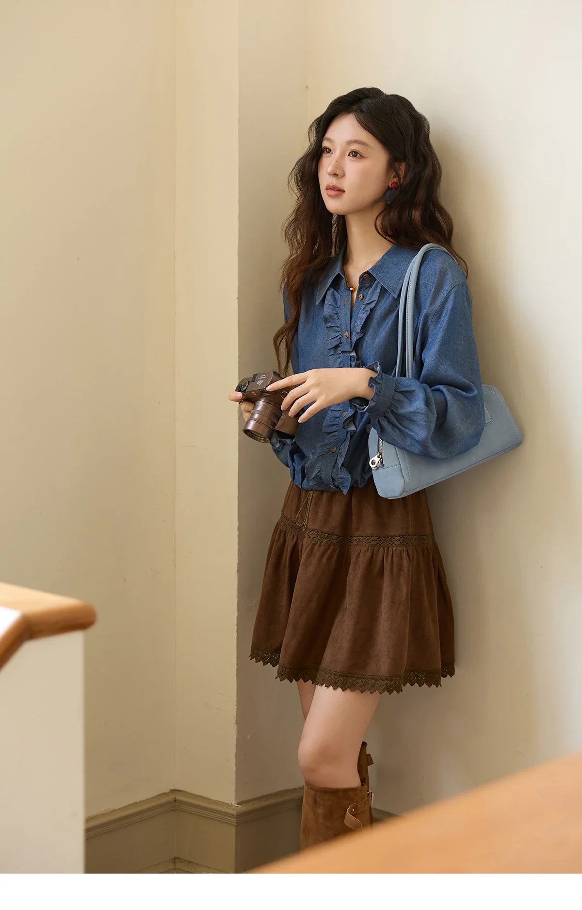 Blue Lyocell Imitation Denim Shirt for Women Autumn 2025 Ruffled Placket Contrasting Button Waist Cinc Shirt MXE43C2386