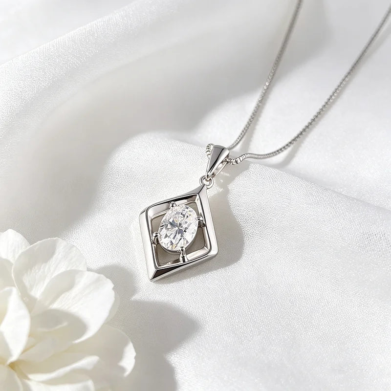 1.5CT Oval Cut Certified Moissanite Necklace Pendant for Women Doveggs Girls Jewelry Lab Diamond Chain Pure 925 Silver