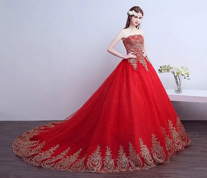 2026 New Ball Gown Lace Tulle Red Wedding Dress With Tail Chinese Pattern Style Cheap China Embroidery Bridal Gown Customized