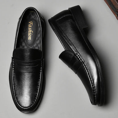 New Luxury Slip on Dress Shoes Men Italian Comfortable Loafer for Men Outdoor Mens Slip on Flats Classic Men Shoes for Wedding