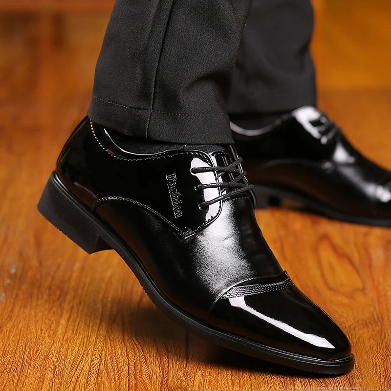 Men Dress Shoes Patent Leather Oxford Shoes Male Formal Big Size 38-48 Handsome Men Pointed Toe for Wedding