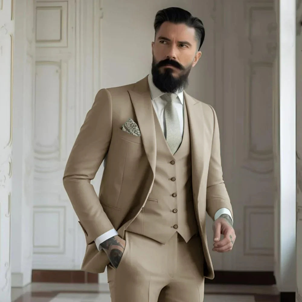 Champagne mens Tuxedo Wedding Suits For Men Bespoke Groom Wear Formal Fashion Men Suit Prom Party Blazer+Pants+Vest