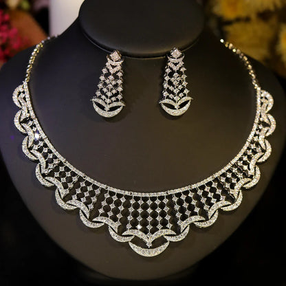 Elegant Hollowed-out Design CZ Bridal Necklace High Quality Jewelry Light luxe Zircon Jewelry Set Ornaments Dress Accessories