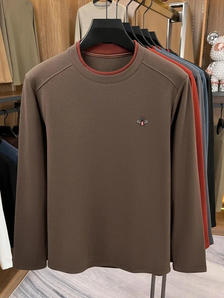 High end brand velvet long sleeve T-shirt men's autumn new fashion Korean bee embroidery comfortable warm round neck pullover