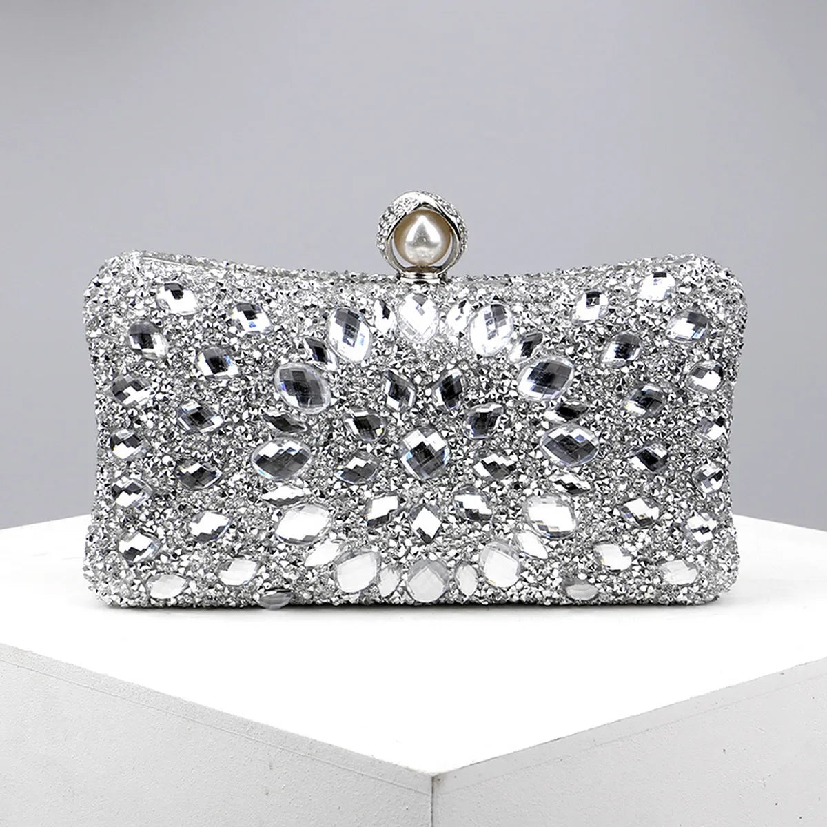 Full Diamonds Evening Bags Acrylic Flower Rhinestones Clutch Bags Metal Pearl Luxury Prom Wedding Dinner Handbags