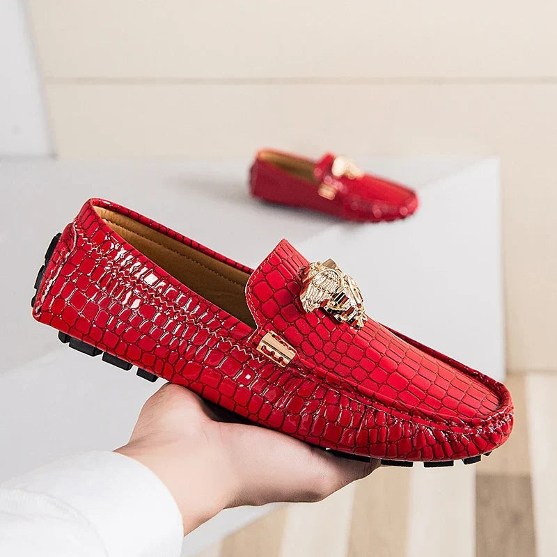 European Station Slip-On Lazy Beanie Shoes Men's Crocodile Pattern Men's Shoes 36 Small Size 48 Large Size New Casual Men's Leather Shoes