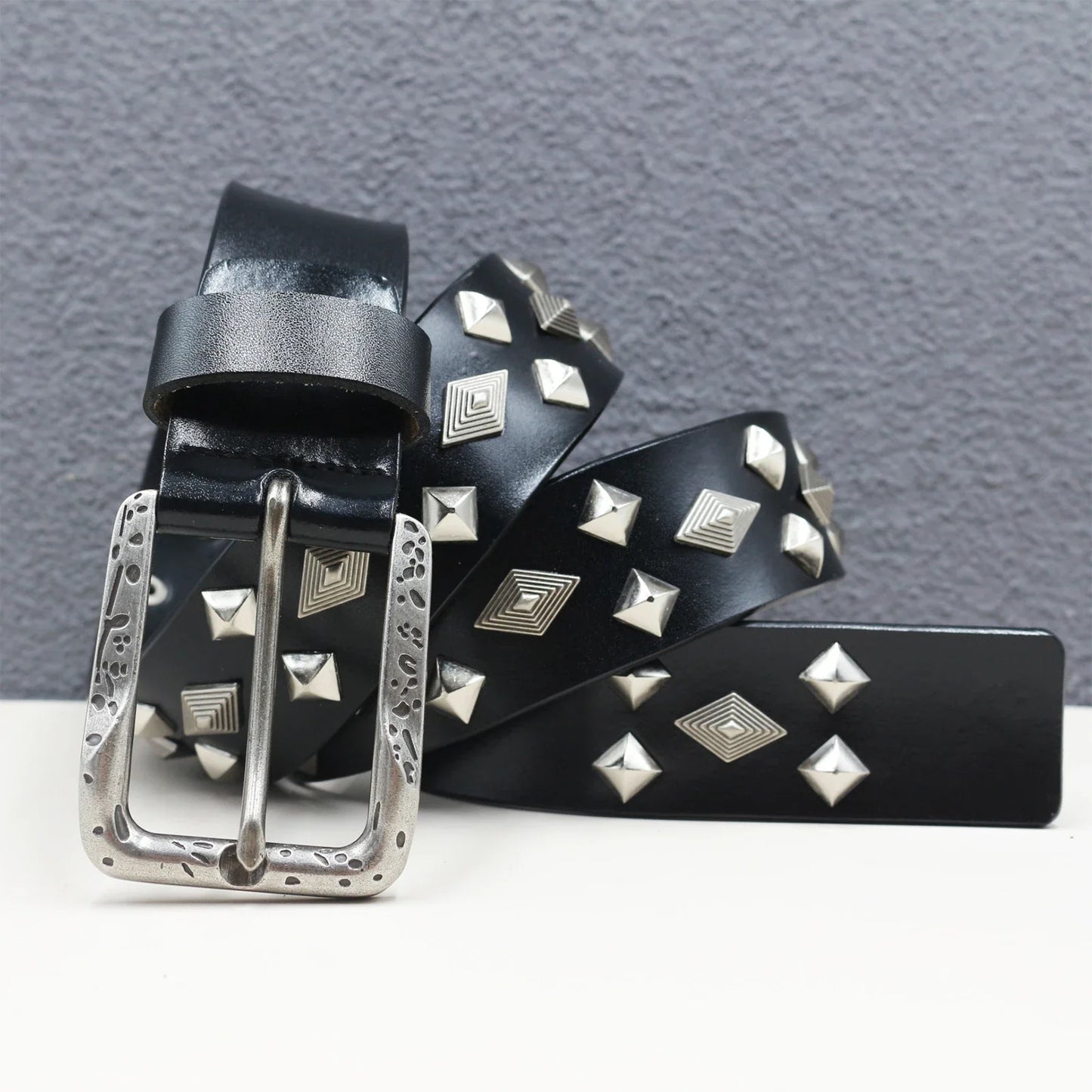 Rock Genuine Leather Luxury Punk Belt Jeans Heavy duty Hollow manual  Designer Brand Belt Men Rivet Three-pin buckle Belt Male