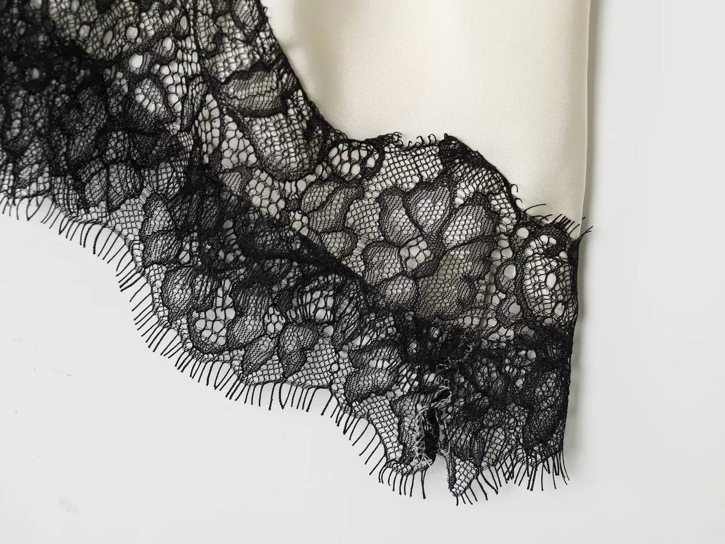Women Fashion Lace Patchwork Straps Top Irregular Hem Spaghetti Straps V-Neck Hollow Sexy Tops 2026 Summer Night Date Wear