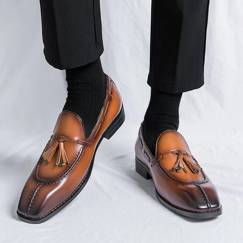 Fashion Shoe Office Shoes for Men Casual Shoes Breathable Leather Loafers Mens Driving Moccasins Comfortable Slip on 2023 Brown