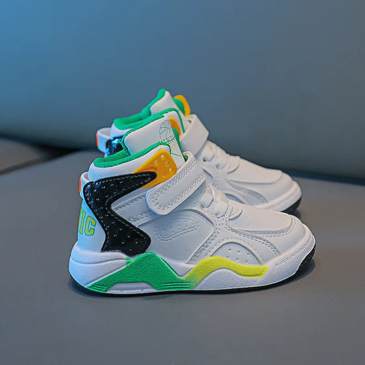 Children's basketball shoes are soft and fashionable