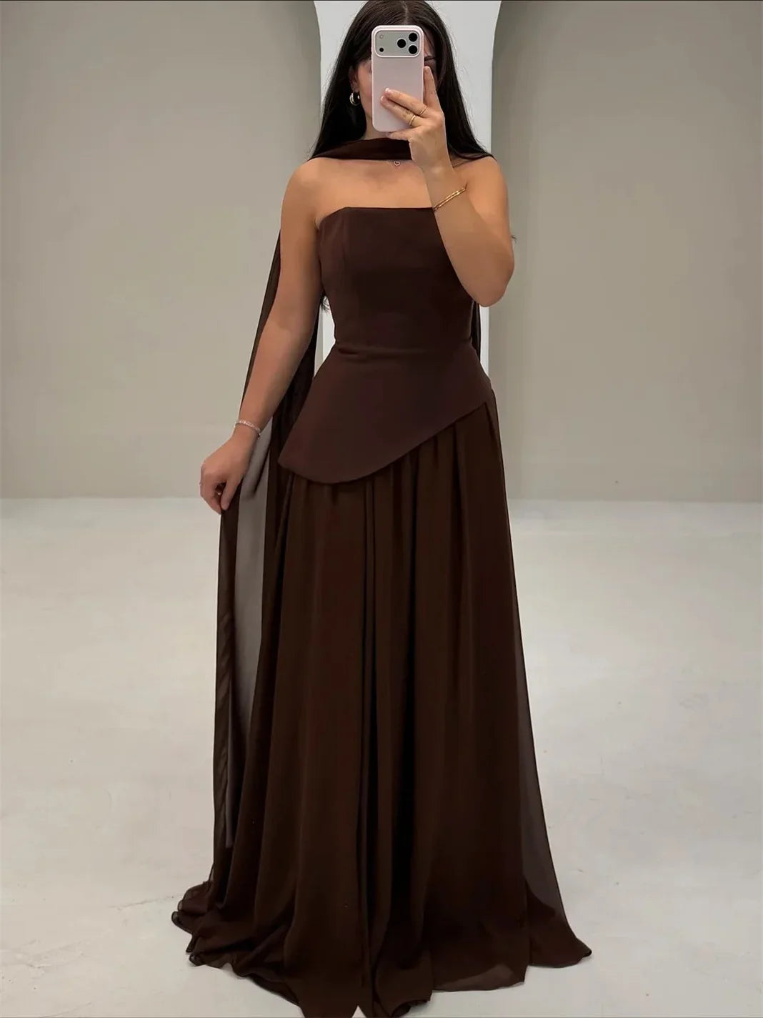 Customized Brown Luxurious Women's Evening Dresses for Special Occasions Tube Top Sleeveless and Backless Prom Dress Party