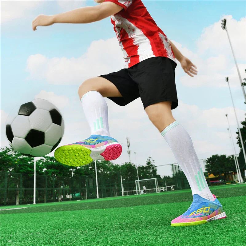 New Men Football Boots Outdoor High-top Soccer Shoes Cleats Hot-selling Grass Match Indoor Sneakers Non-Slip High-quality