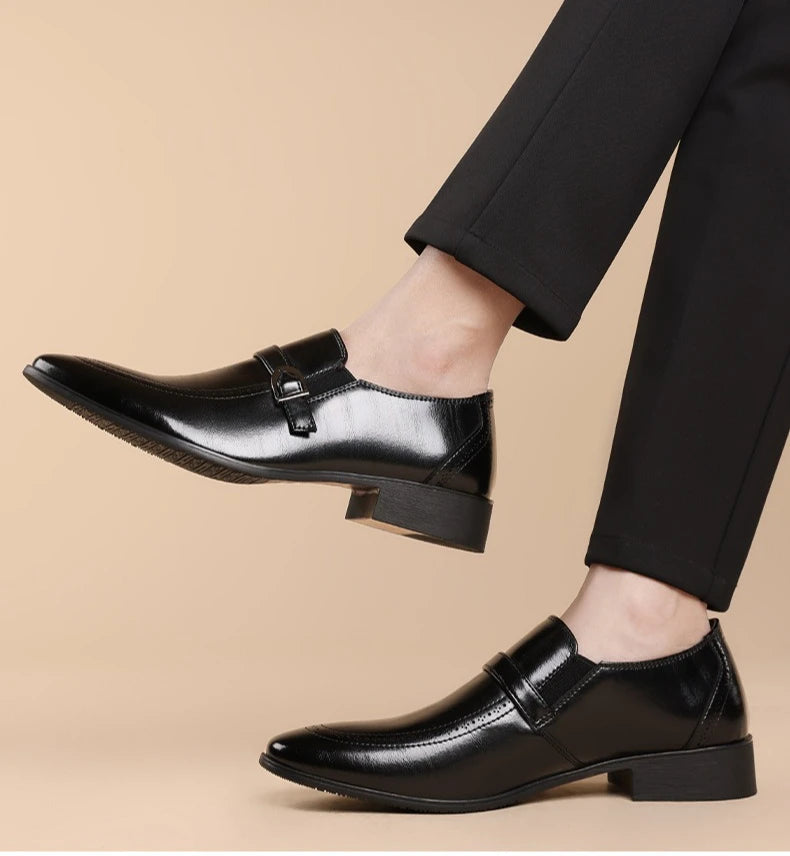 Spring Autumn New Pointed Leather Shoes for Men Solid Color Business Casual Shoes Male Fashion Designer Dress Shoe Man