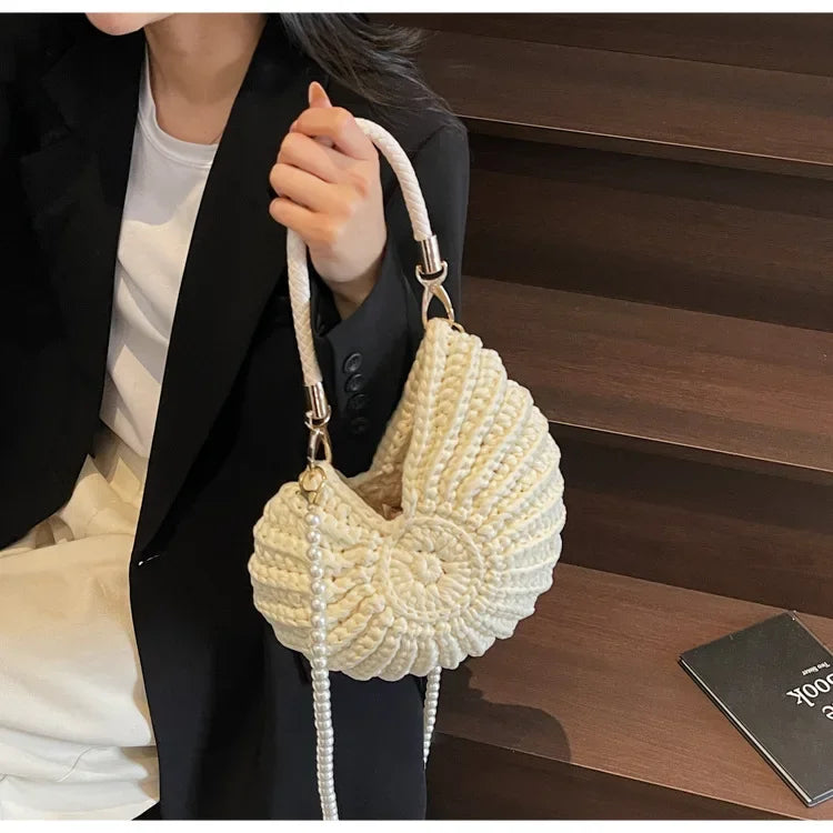 Fashion Conch Shaped Crochet Women Shoulde Bags Funny Cute Pearls Chains Handmade Weave Crossbody Bag Novelty Small Handbags