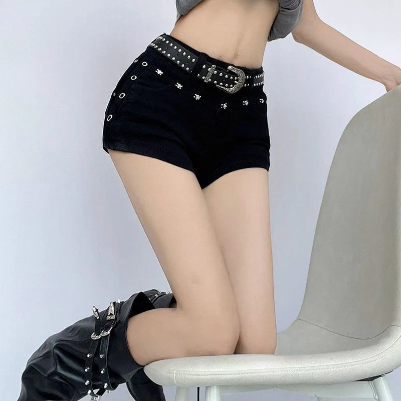 Women's Summer White Denim Shorts Sexy Skinny Elasticity Y2K Short Jeans Female Retro Personality Gothic Rivet Cowboy Shorts
