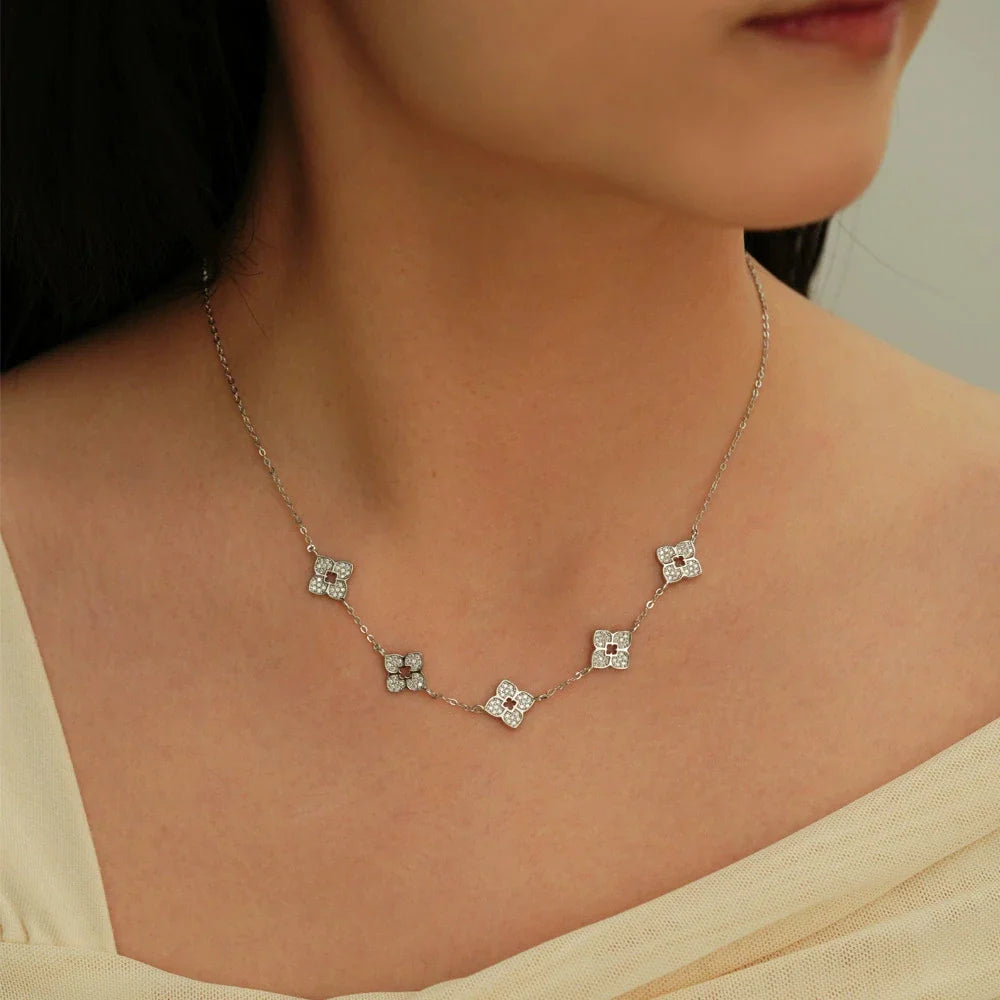 Full Moissanite Clover Necklace s925 Sterling Silver Chain Necklaces for Women Hypoallergenic Fine Jewelry Gift
