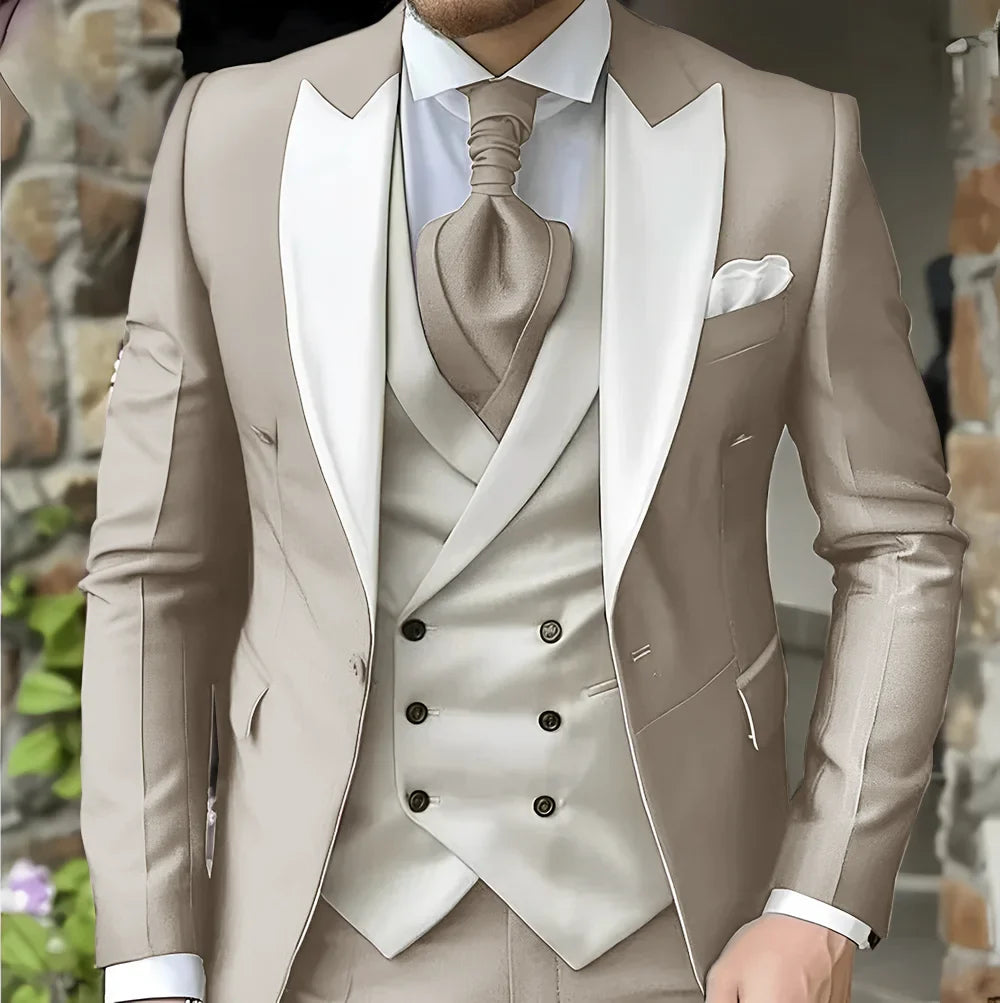 Men's Elegant Peak Lapel Tuxedo 3-Piece Suit with Blazer Vest Formal Men's Suit for Business Prom Business Dinner