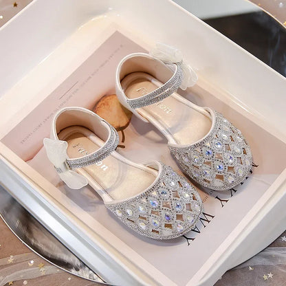 Girls Sandals Shiny Crystal Ins Trendy 2025 Summer New Kids Princess Shoes Mesh Lace Bows Girls Dance Shoes Elegant Hollowed-out
