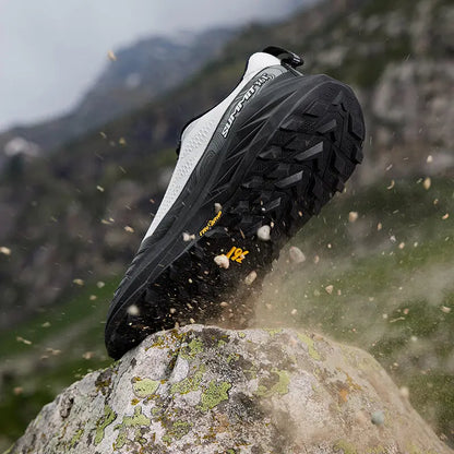 Yushan 3.0 Men Running Shoes Hiking Cushioning Outdoor Breathable Non-slip Outdoor Jogging Male Sneaker 672532214