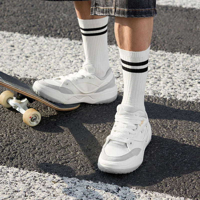 Men's Board Shoes New Comfortable Sleek Versatile Chic Leisure Contemporary  Wear-resistant Male Sneakers 672616611