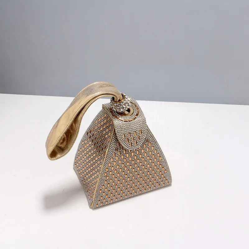 Rhinestones Luxury Evening Bags For Women New In High Quality Pyramid Shape Fashion Chic Point Party Clutch Purse Free Shipping