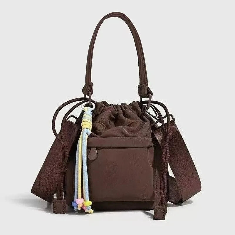 New fashionable and versatile women's crossbody bag, simple and casual shoulder bag, women's small backpack, nylon cloth bag
