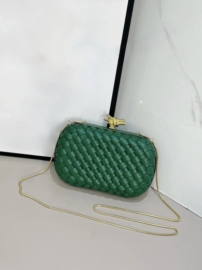 Elegant Box Shaped Dinner Clutch Crossbody Bag for Women Fashionable Chain Strap Handbag Retro Style Leather Handbag