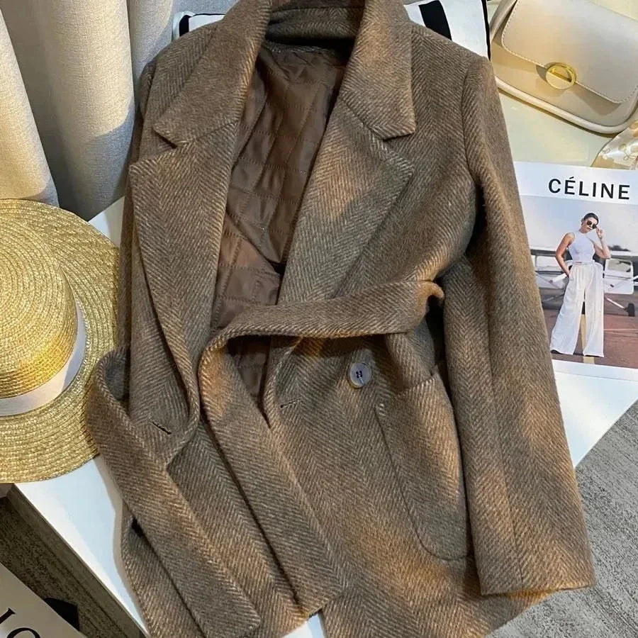New Women's Wool Suit Jacket 2026 Spring Autumn Retro Temperament Ladies Small Blazer Coat Leisure High-Quality Lady Outerwear