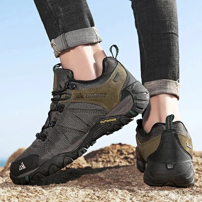 Four-Season Men's Hiking Shoes Outdoor Sports Genuine Leather Wear-Resistant Climbing Shoes Rubber Sole Trekking Sneaker