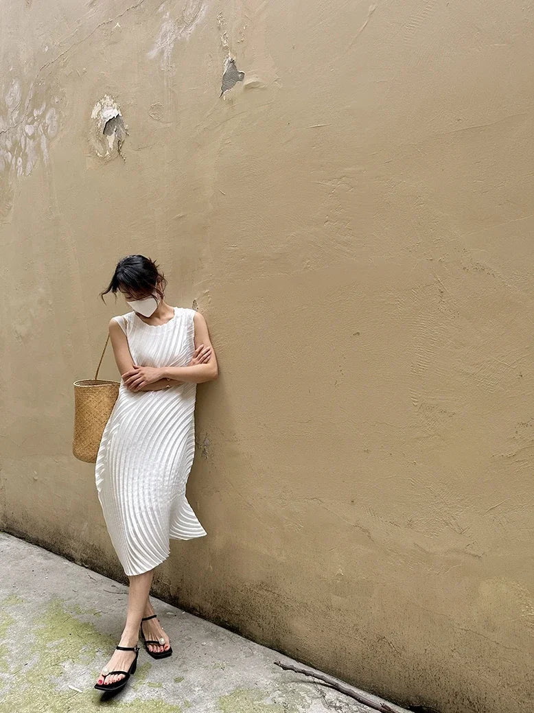 Miyake Hand Circle Pleated Sleeveless Dress Designer Long Round Neck Elegant Loose Summer Korean Style Aesthetic Clothes