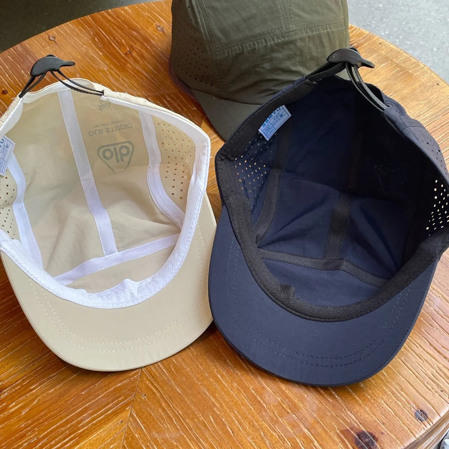 Quick Dry Short Brim Baseball Cap Men Women Lightweight Breathable 5 Panel Hat Outdoor Sports Running Cycling Camp Cap Gorras