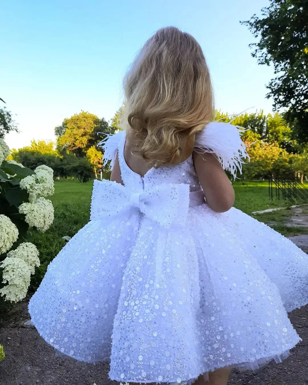 Cute Flower Girl Dresses for Wedding Big Bow Appliques Long Little Pageant Gowns Girls White Tulle First Communion Gowns