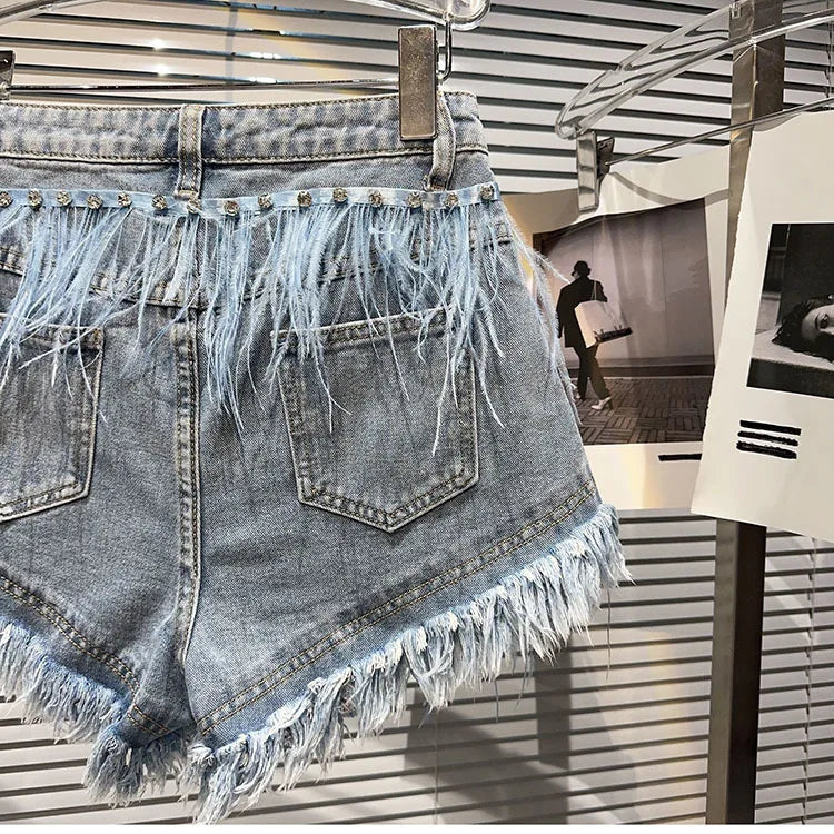 Summer Street Hot Girls Short Jeans Female Chic Feather Diamond Denim Shorts Women Retro Washed Hot Pants Sexy Night Club Shorts