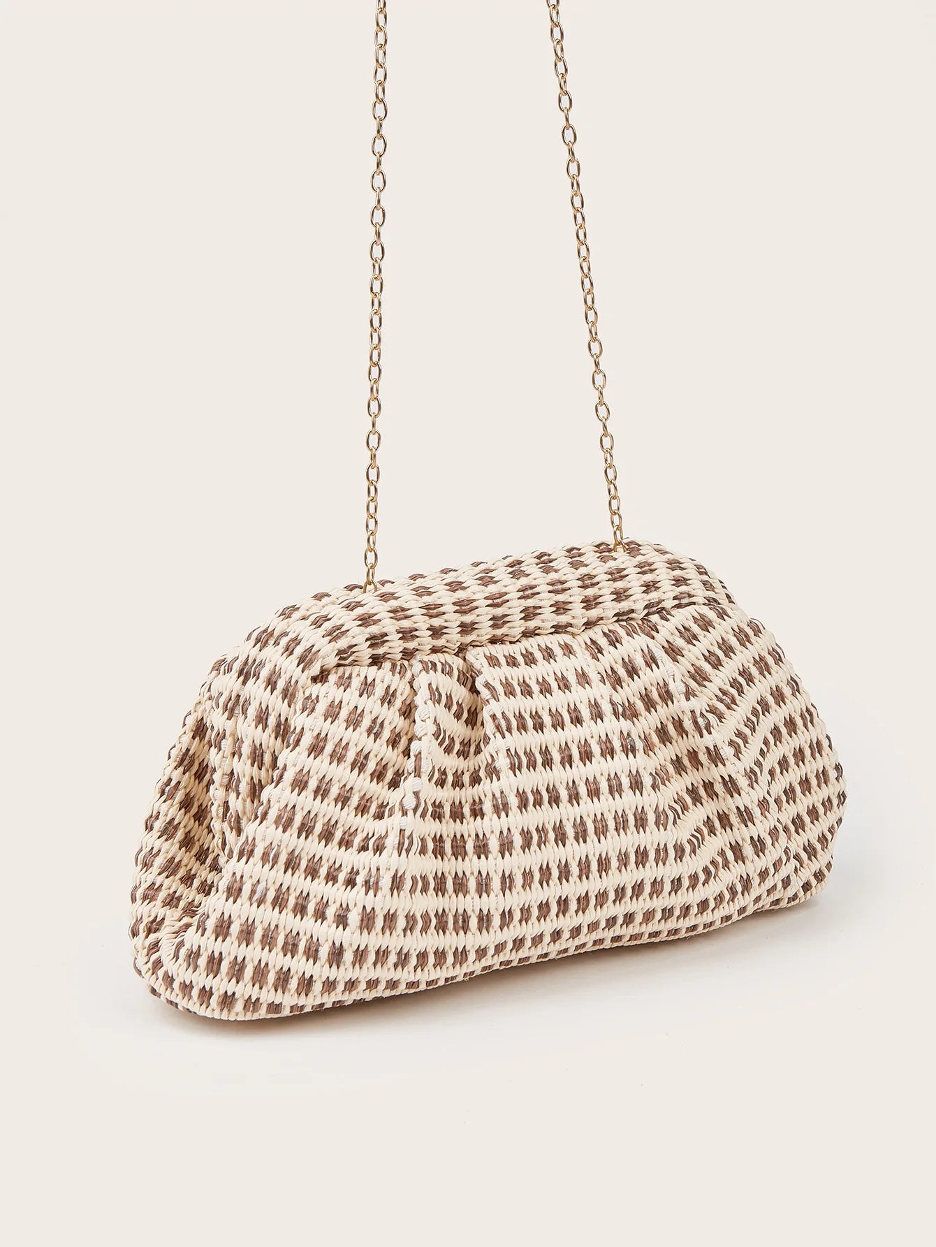 2026 Spring and Summer New Fashion Woven Handbag French Lazy Cloud Flower Bag Women's Commuter and Vacation Dual-purpose Bag