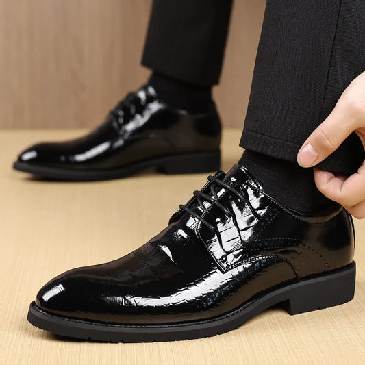 New Designer Autumn Collection British-style Men's Dress Shoes Fashion Patent Leather Commuter Shoes Male Black Casual Shoe Man