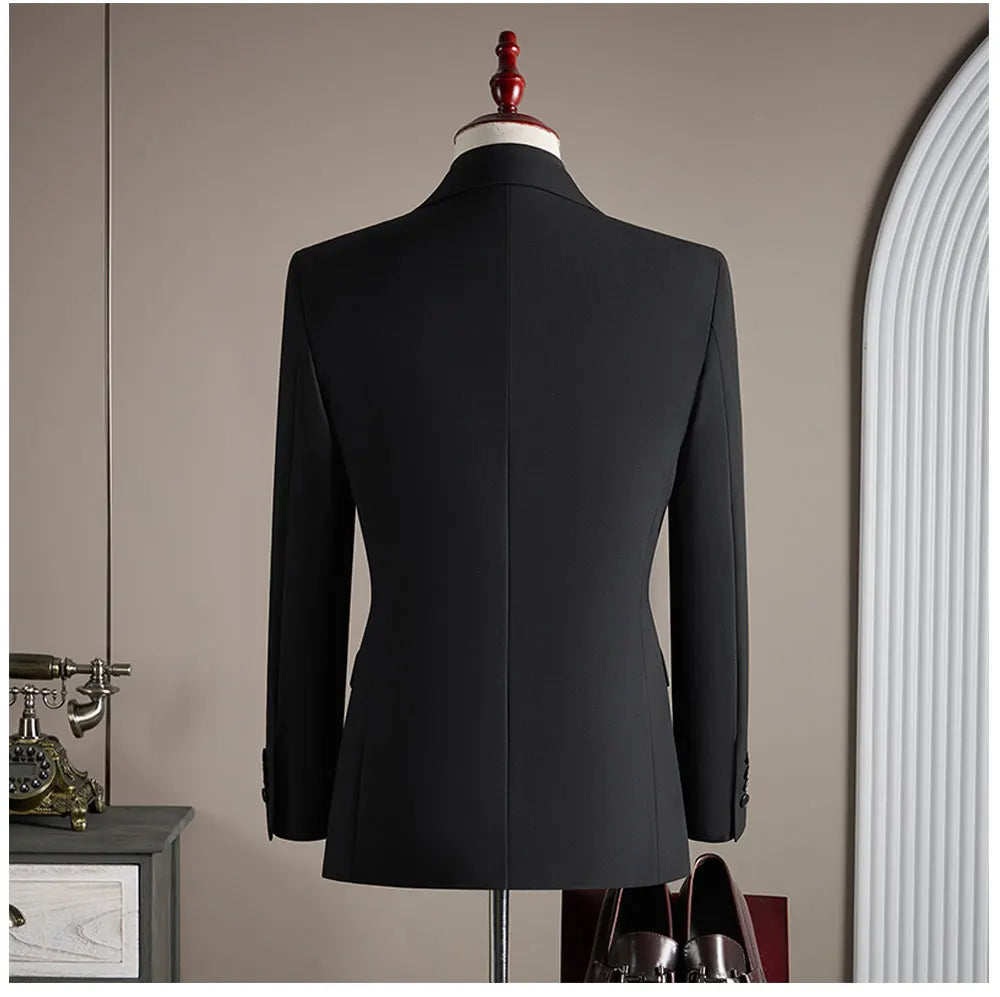 High-quality, Fashionable and Stylish Plus-size Men's Solid-color Suit Set, Men's Three-piece Set, One-button Casual Suit
