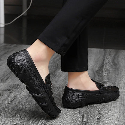 Luxury New Genuine Leather Men Shoes Thick Bottom Crocodile Style Moccasins Mens Loafers Fashion Male Flat Classic Driving Shoes