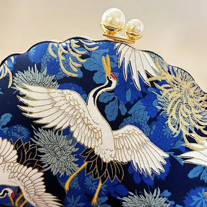 2023 Embroidery Women Evening Bag Wedding Shell Shaped Shoulder Handbags Mini Dinner Clutch Purse Pearl Hasp Purse Drop Shipping